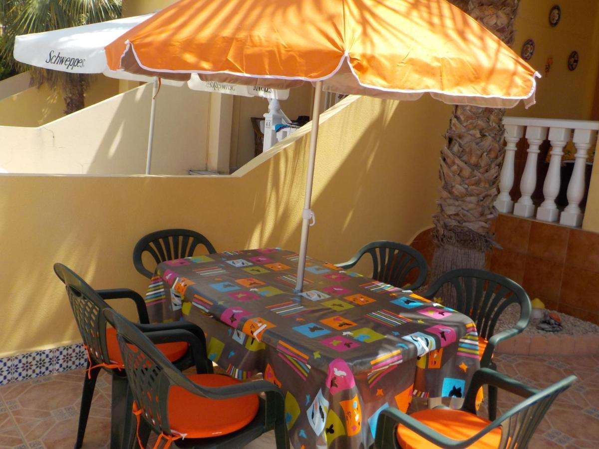 奥里韦拉Casa La Zenia Elite Townhouse With Shared Pool And 10 Minutes Walk To Beach别墅 外观 照片