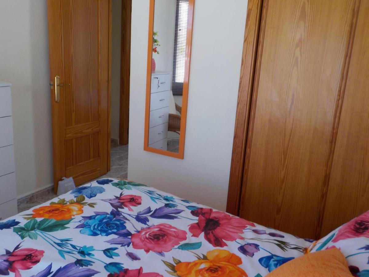 奥里韦拉Casa La Zenia Elite Townhouse With Shared Pool And 10 Minutes Walk To Beach别墅 外观 照片
